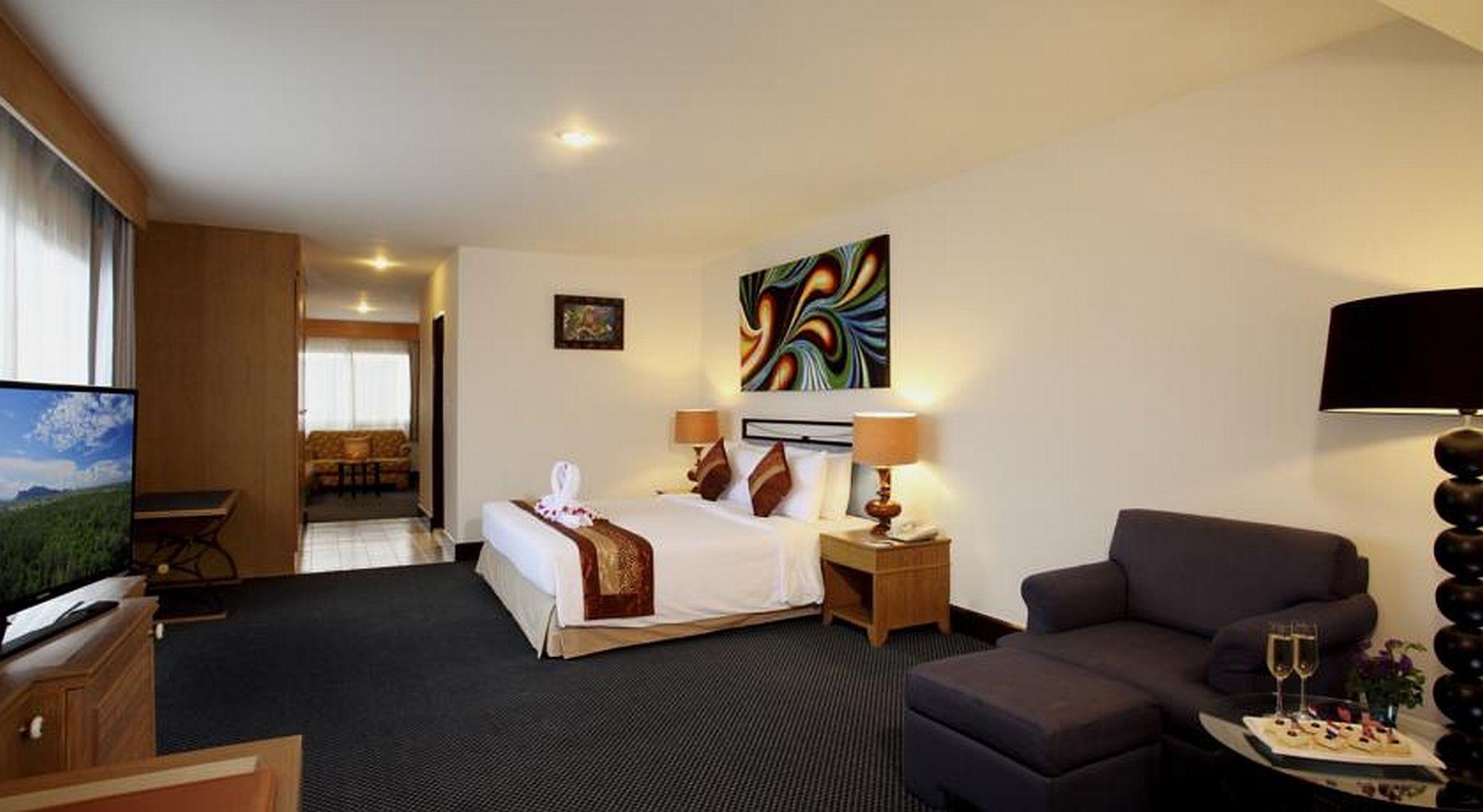 Golden Beach Cha-Am Hotel Экстерьер фото